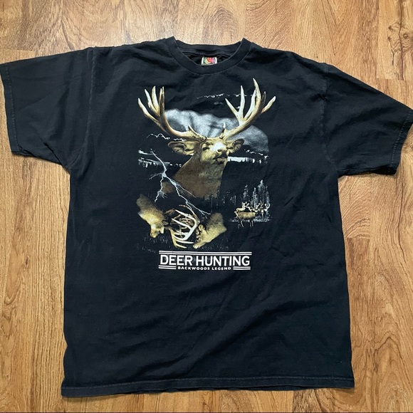 Other - Graphic deer T-shirt